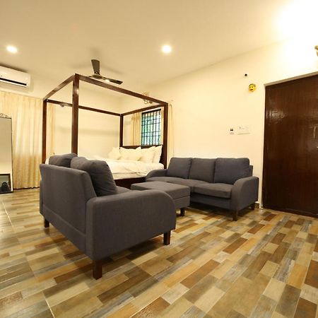 Brown Town Resort & Spa Hyderabad Eksteriør bilde