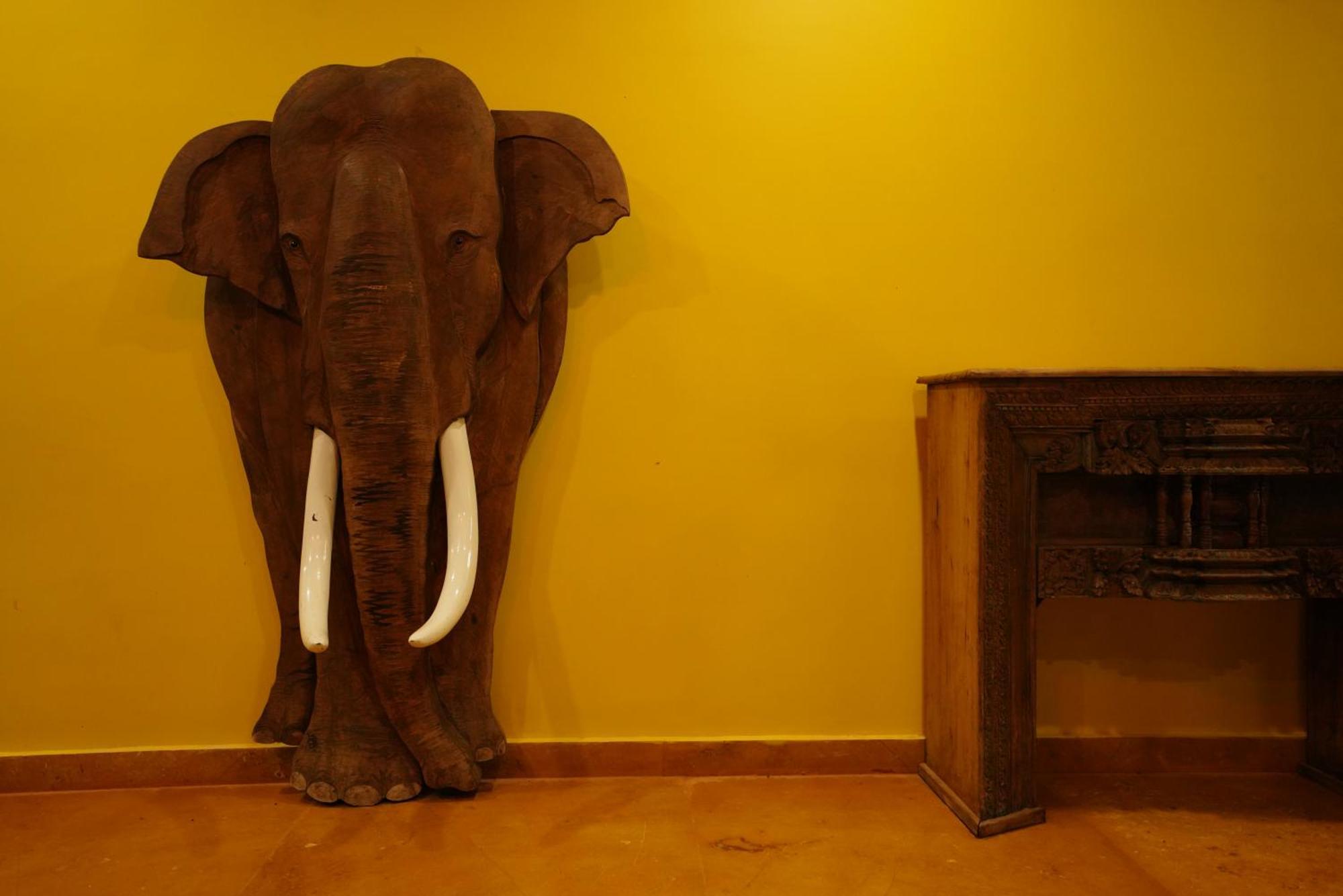 Brown Town Resort & Spa Hyderabad Eksteriør bilde